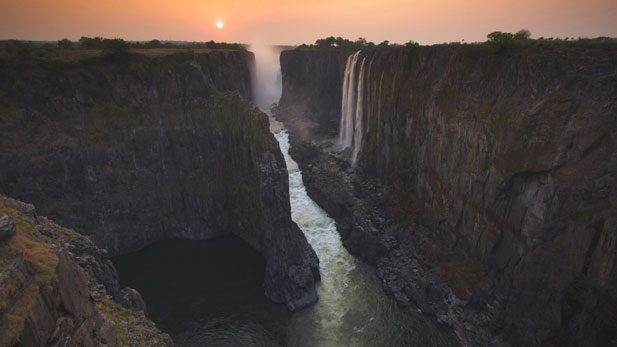 NATURE:Victoria Falls