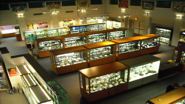 Mineral-museum-wide Mineral-museum-wide