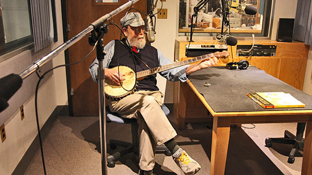 michael cooney w banjo azpm studio