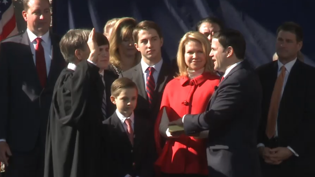 Doug Ducey takes oath as Arizona governor, Jan. 5, 2015.
