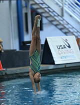 Smantha Helmboldt diving portrait