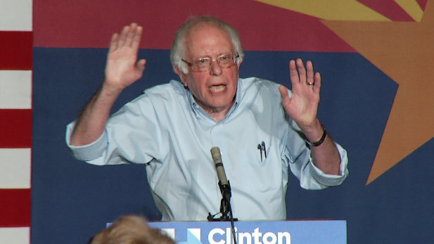 Bernie Sanders Tucson 10-18-16 spotlight