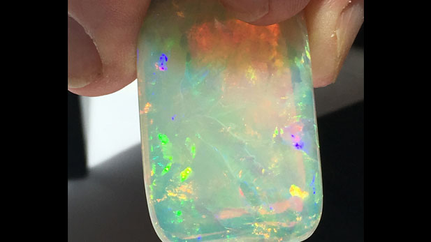 nova_treasure_earth_opal_spot