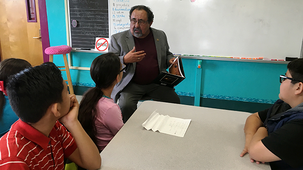 Rep. Raúl Grijalva reads to 5th grade students at Davis Elementary on February 18, 2016. 