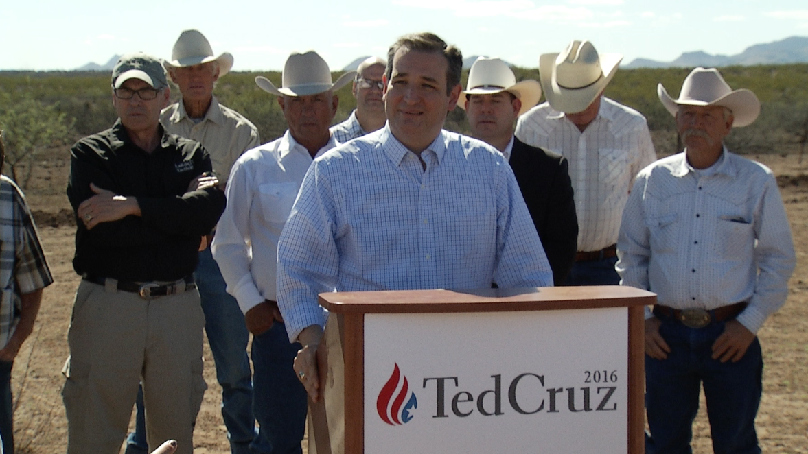 Ted Cruz Campaings on Border SPOTLIGHT