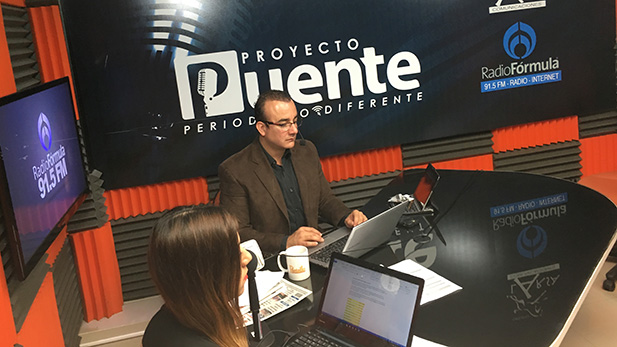 Luis Medina is co-owner of the news radio program Proyecto Puente.