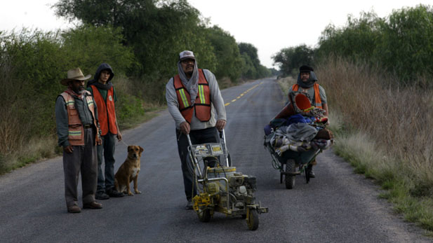 A scene from director Celso Garcia's "La Delgada Línea Amarilla" or "The Thin Yellow Line".