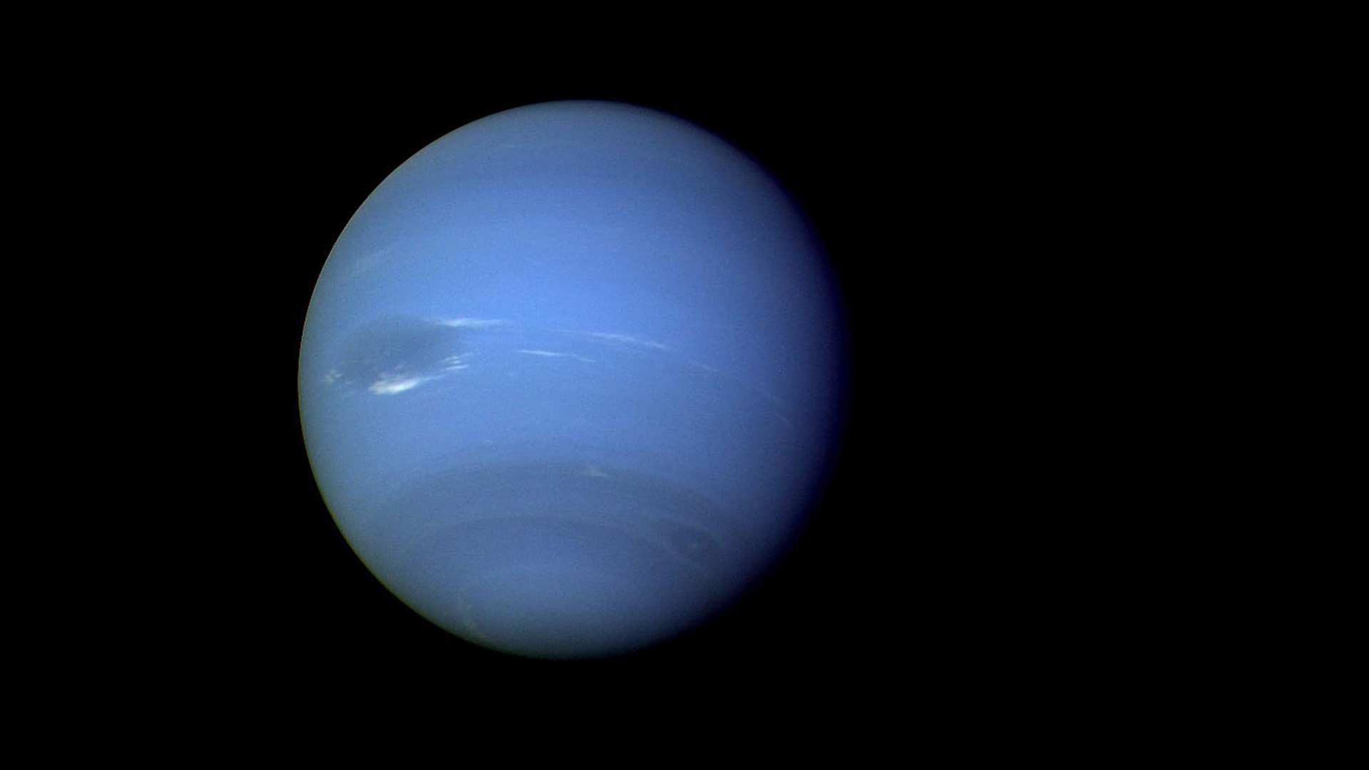 voyager_neptune_hero