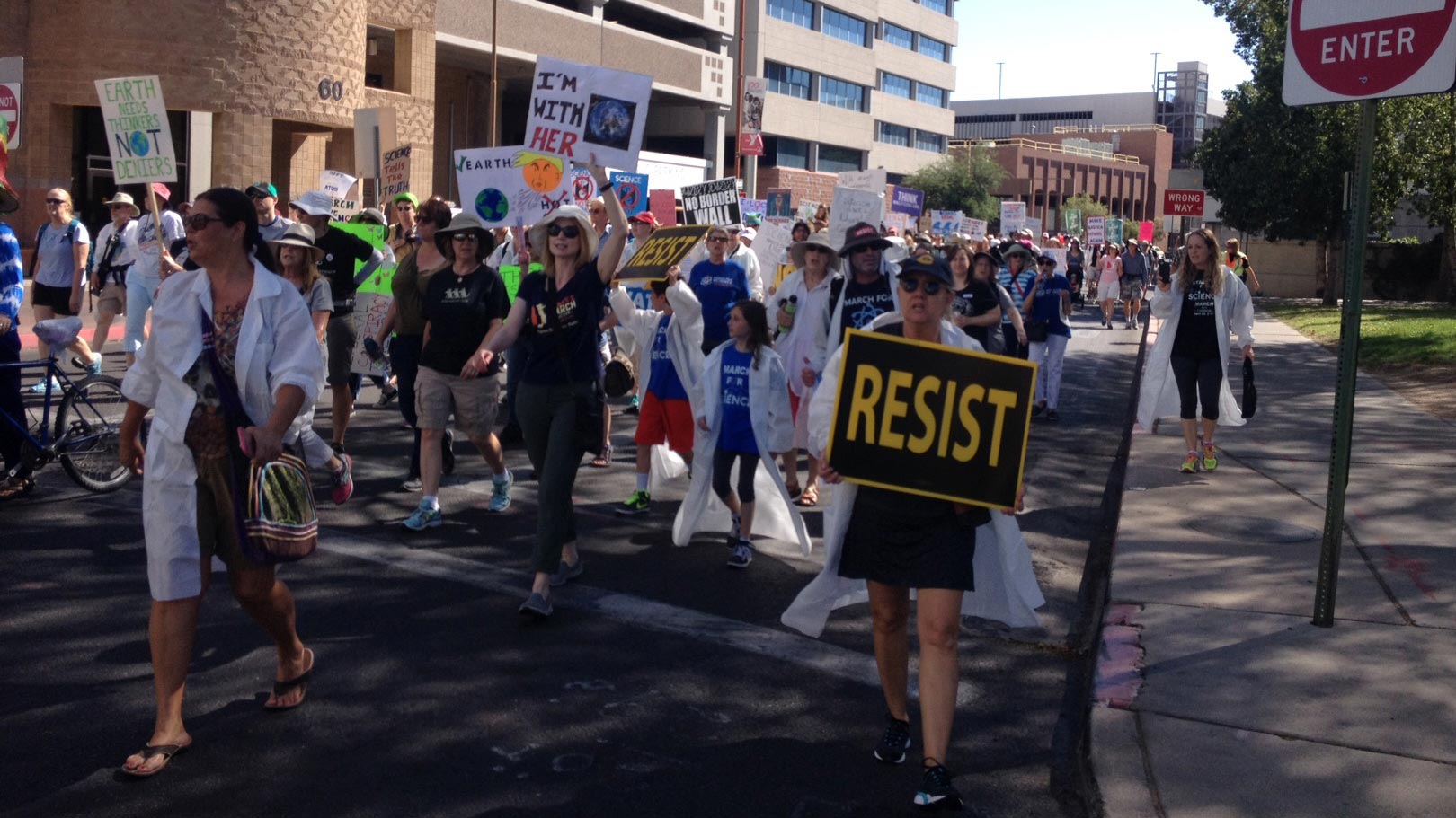 Several hundred people march from Armory Park to El Presidio Park April 22, 2017, for the Rally for Science - Tucson.