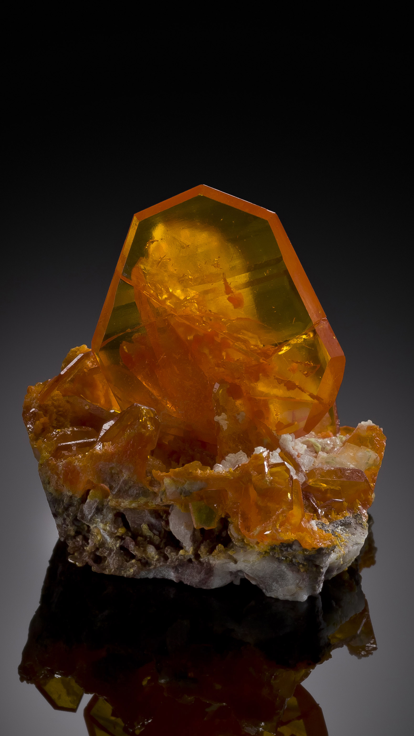 Wulfenite, Rowley Mine