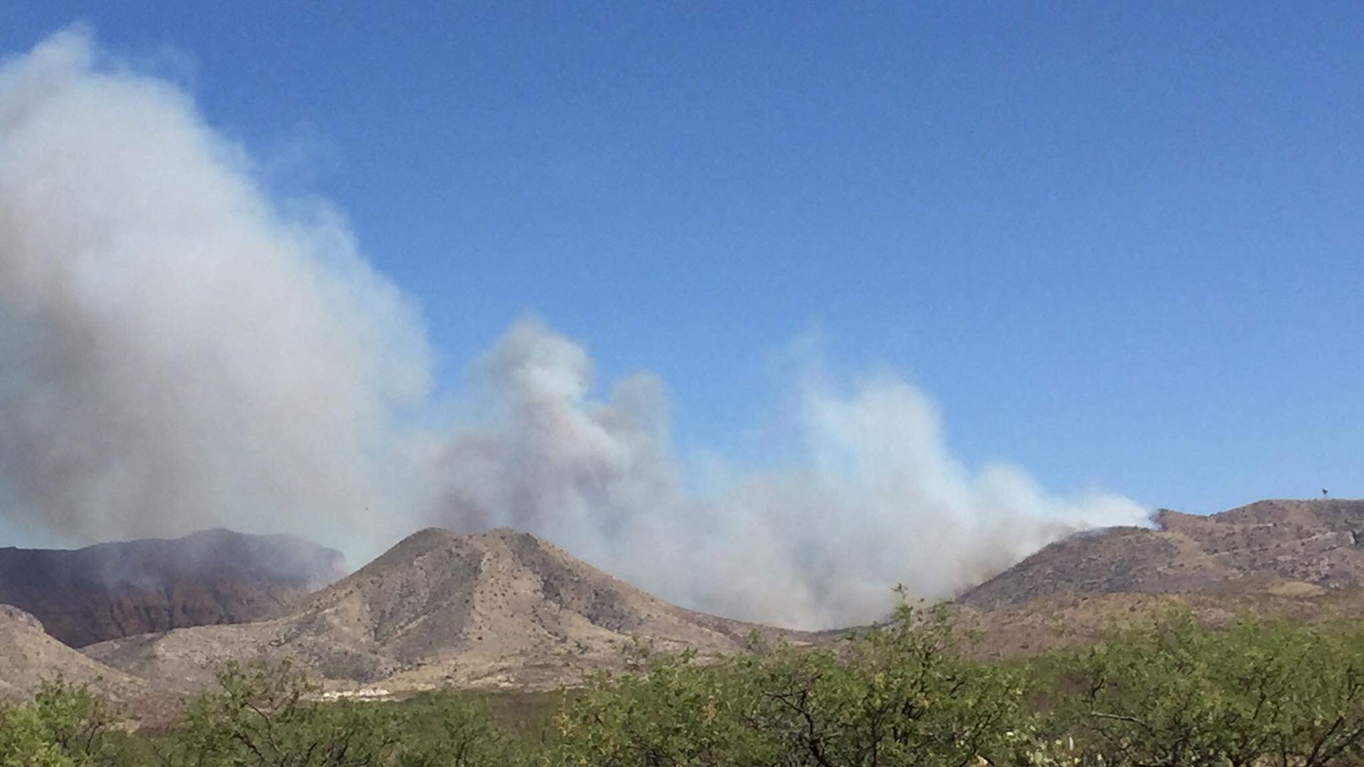 Photo of the Mulberry Fire taken the afternoon of Saturday, May 6, shortly after the wildfire started.