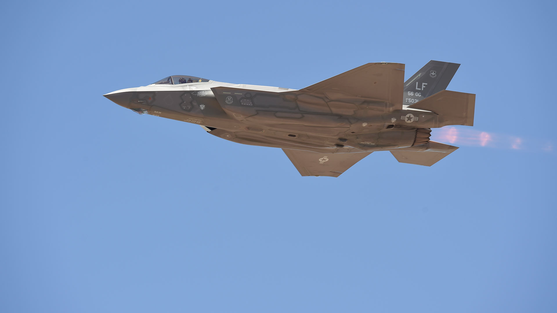 An F-35A Lightning II lands at Luke Air Force Base near Phoenix, Arizona, April 2016.