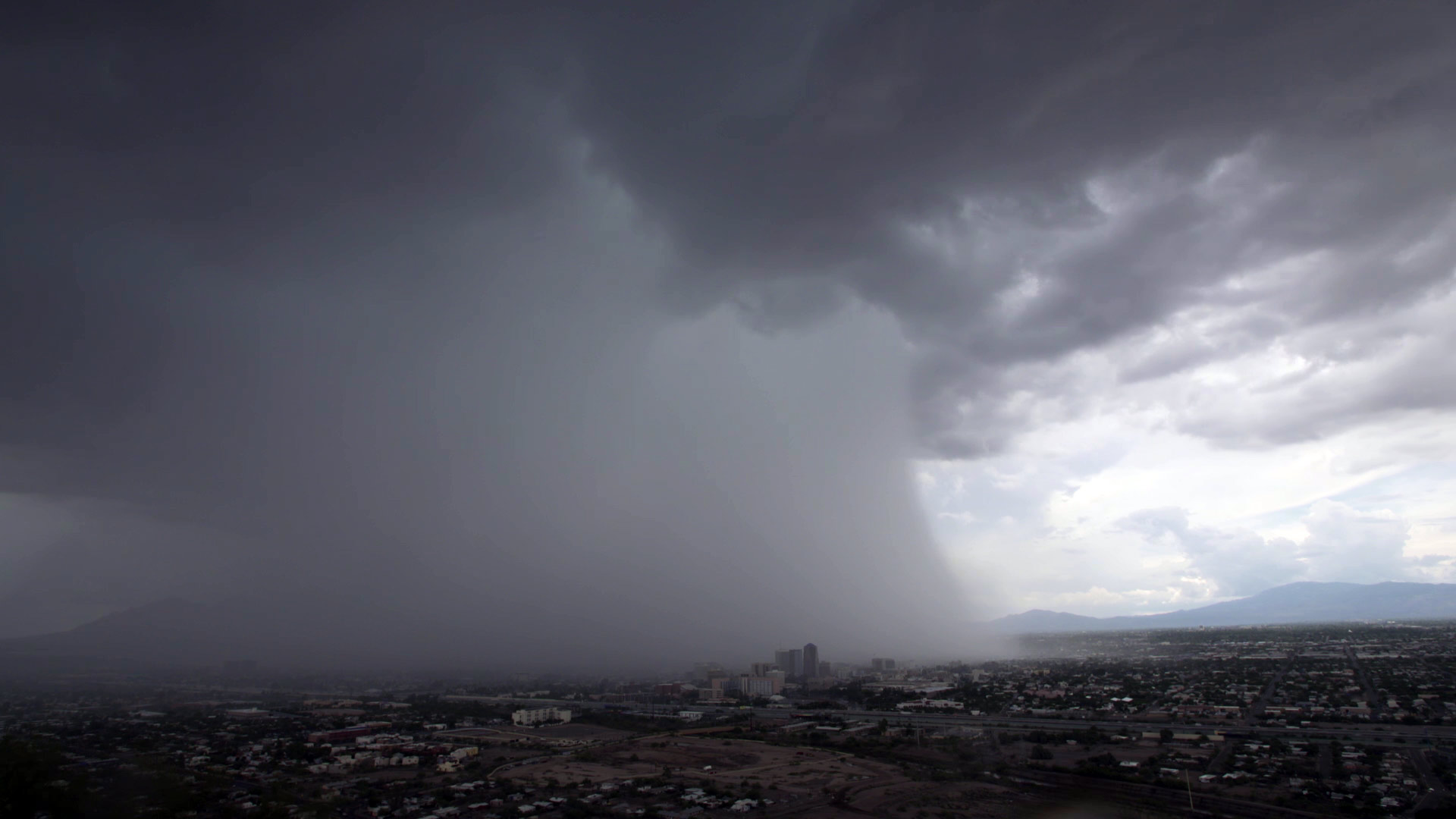 A heavy monsoon storm over the city of Tucson, 2017.