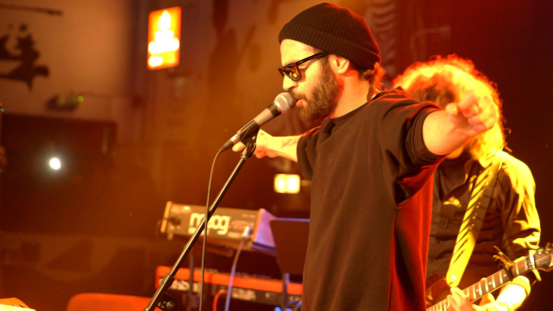 god sleeps najafi performing hero