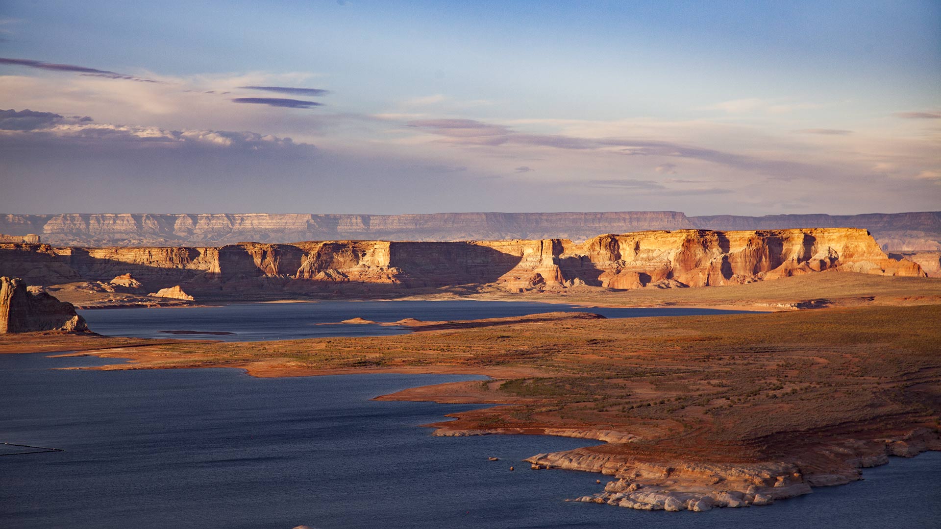 The late-afternoon sun on Lake Powell, April 2018.