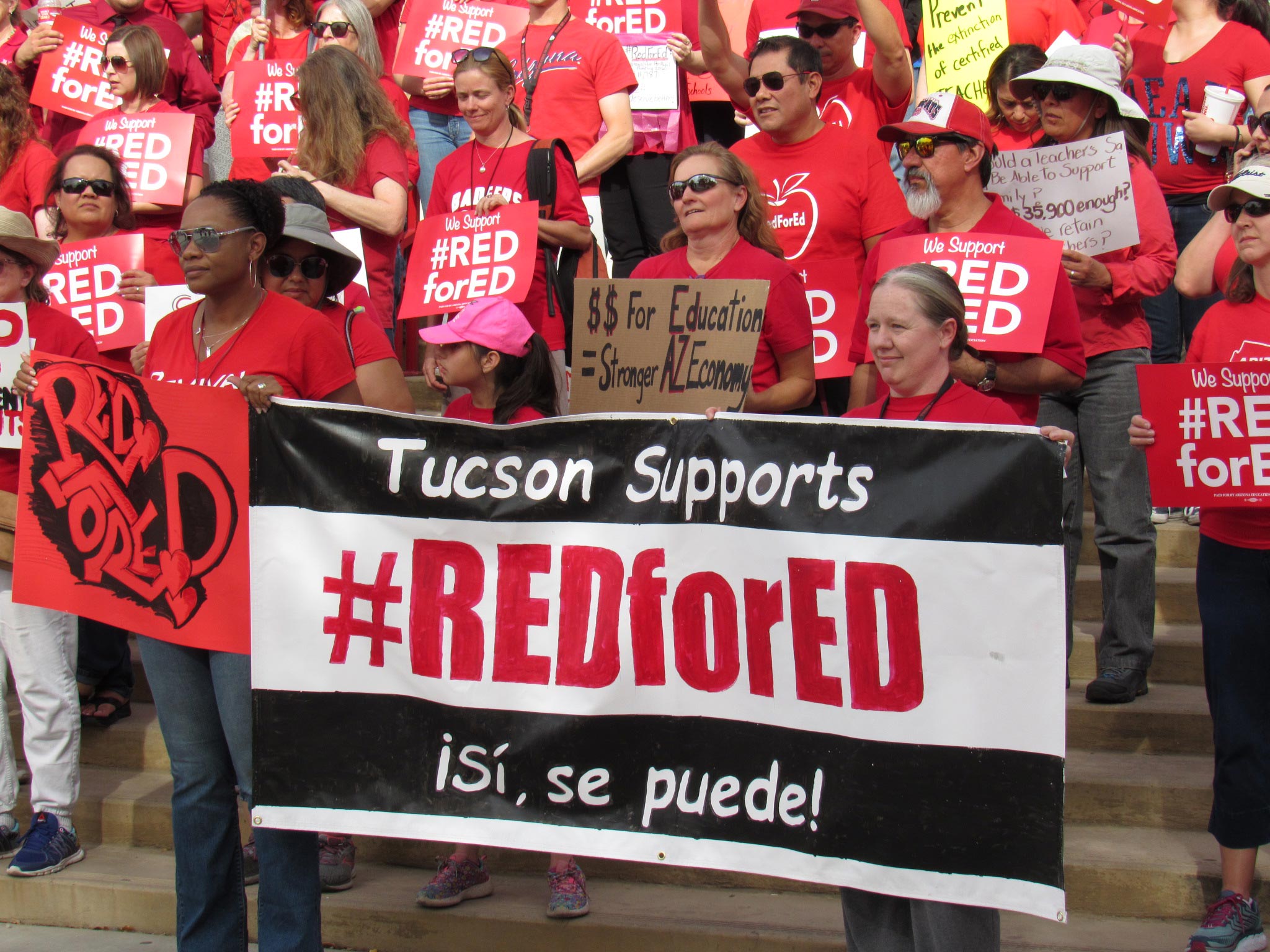 Teachers #RedForEd