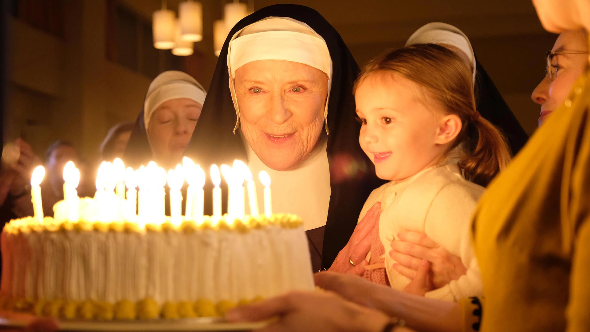 call_midwife_e8_sister_monica_hero