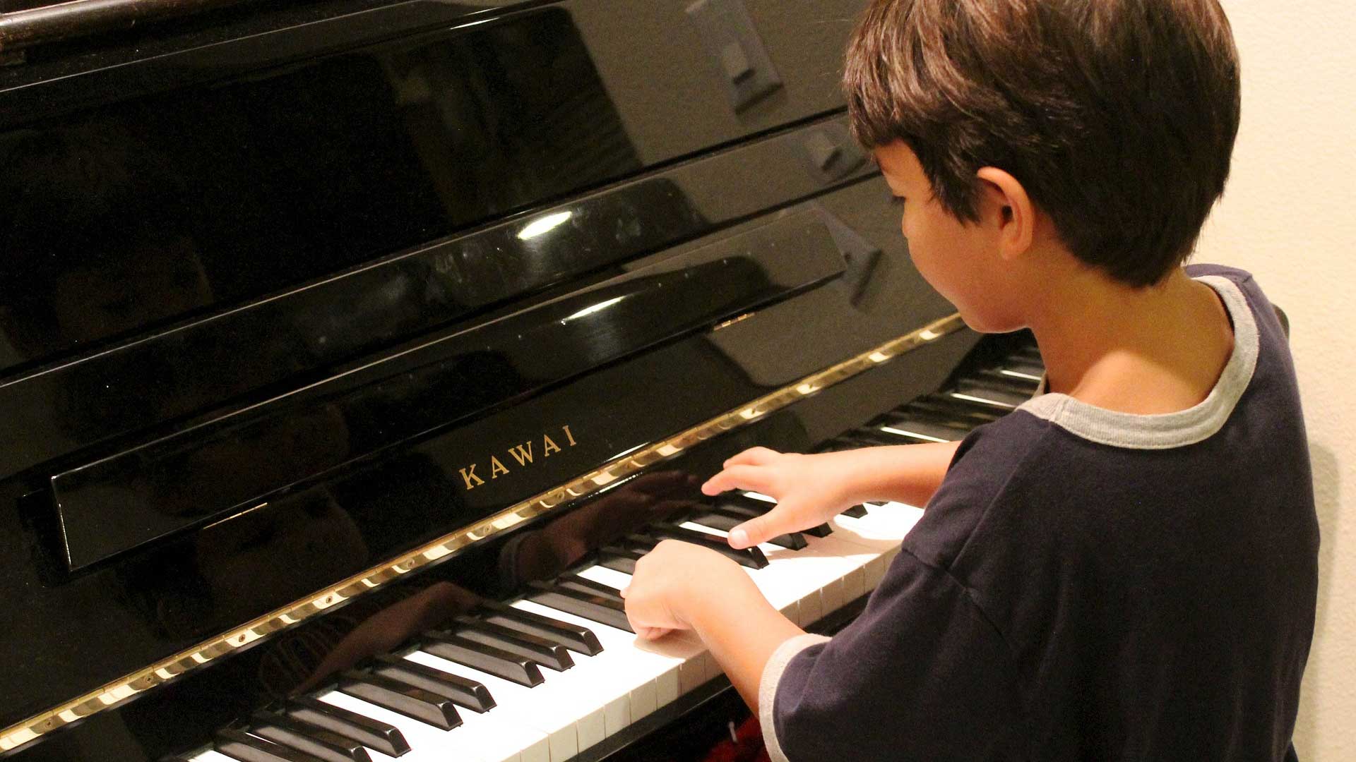 A UA study suggests parents who share musical experiences early get along better with their teenagers later.