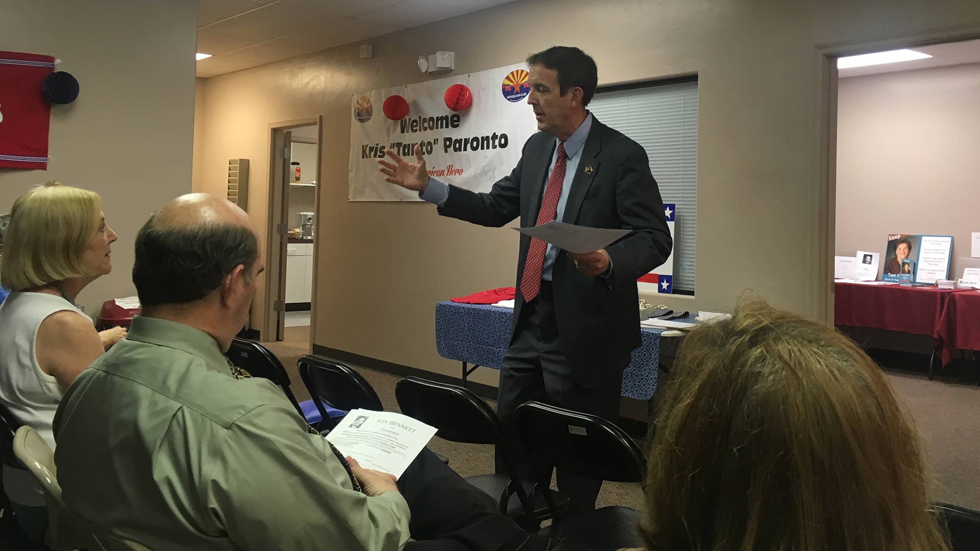Republican gubernatorial candidate Ken Bennett talks with Republicans at party headquarters in Green Valley, June 18, 2018.