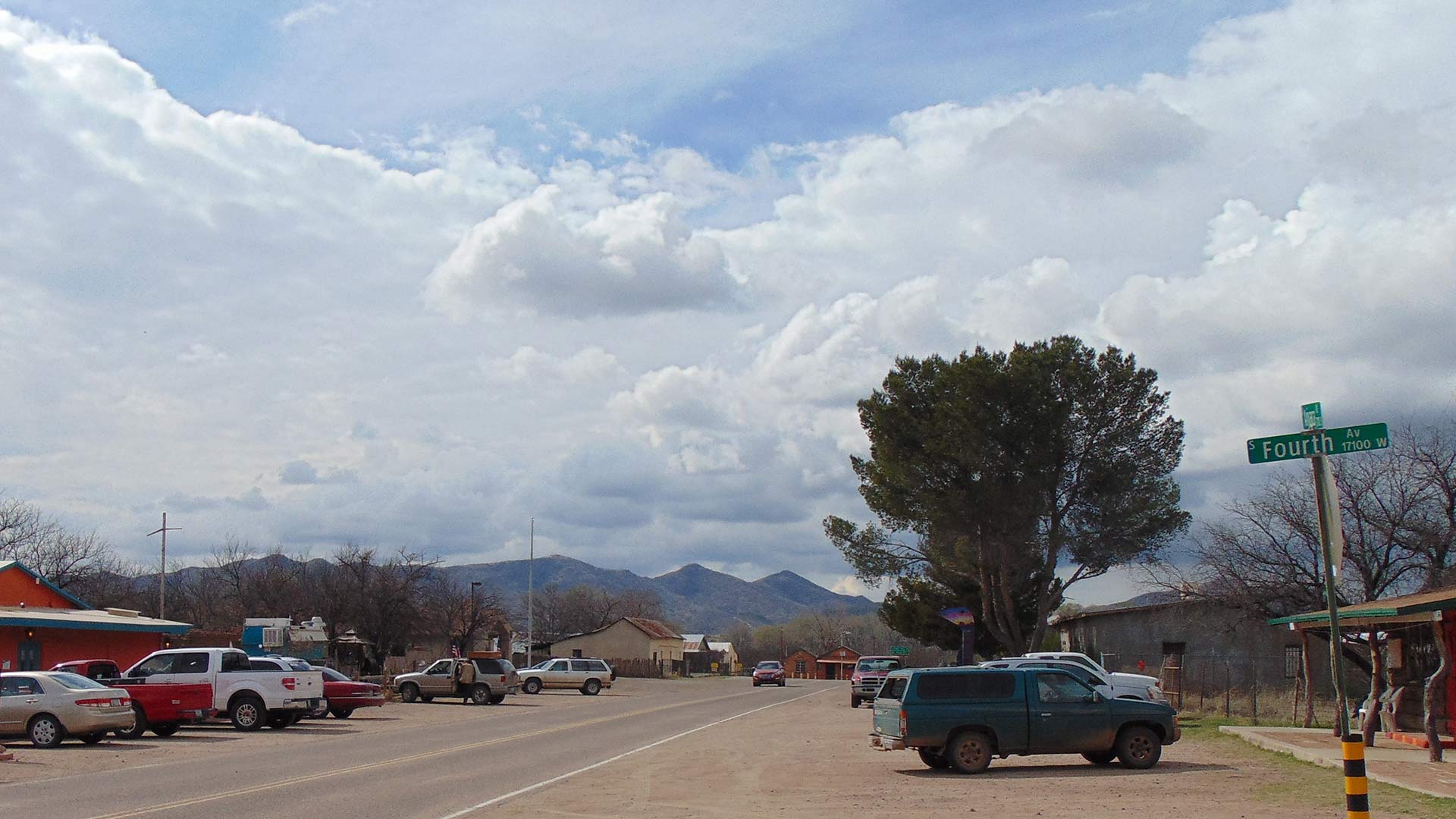 Arivaca Main street