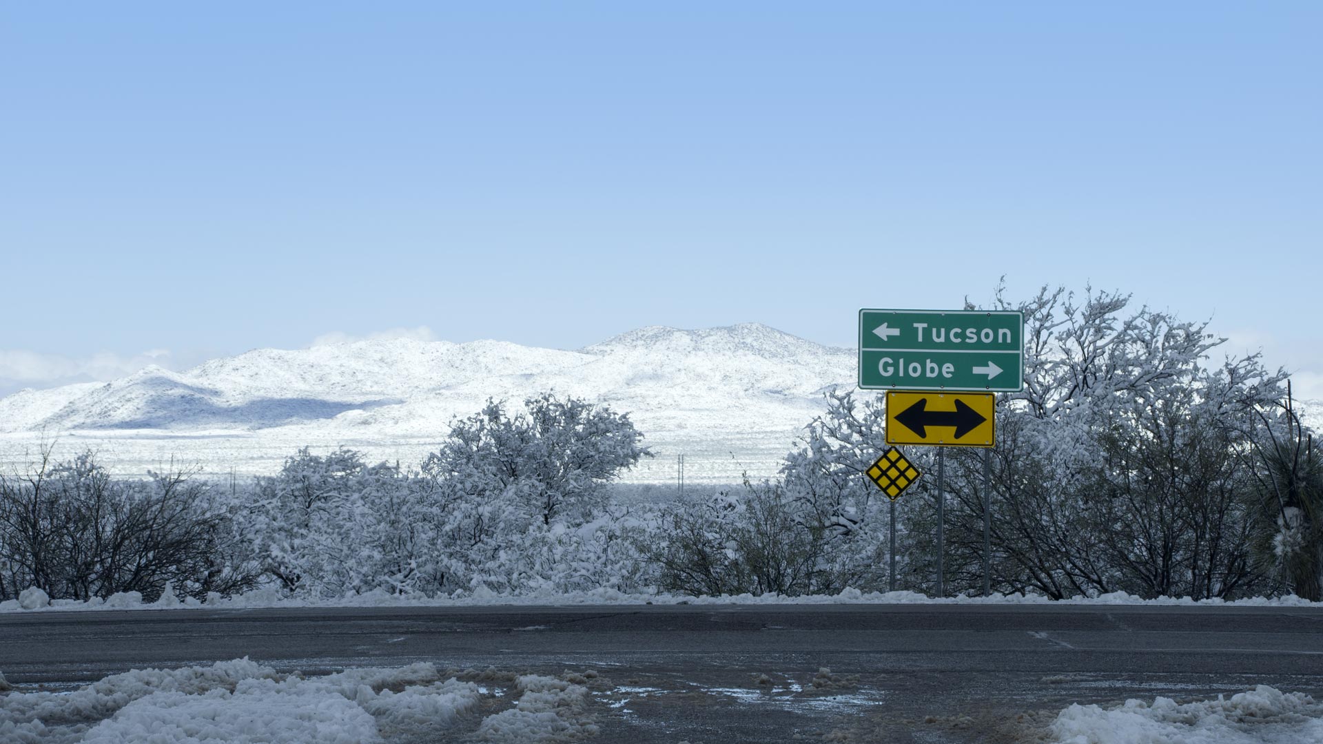 Drivers on Arizona State Route 77 had a view of desert covered in snow, Jan. 1, 2019.