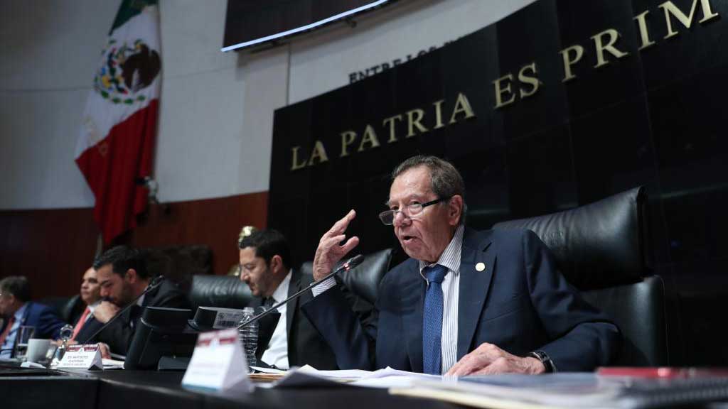 Porfirio Muñoz Ledo, right, is chairman of Mexico’s lower congress, la Cámara de Diputados.
