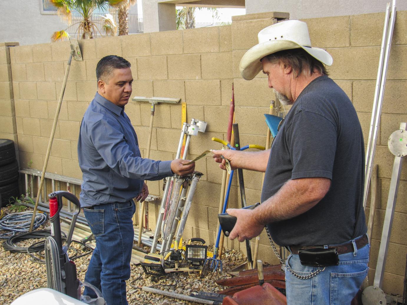 Arizona Public Pickups - Sonoran flea markets give new life to used Arizona goods - AZPM