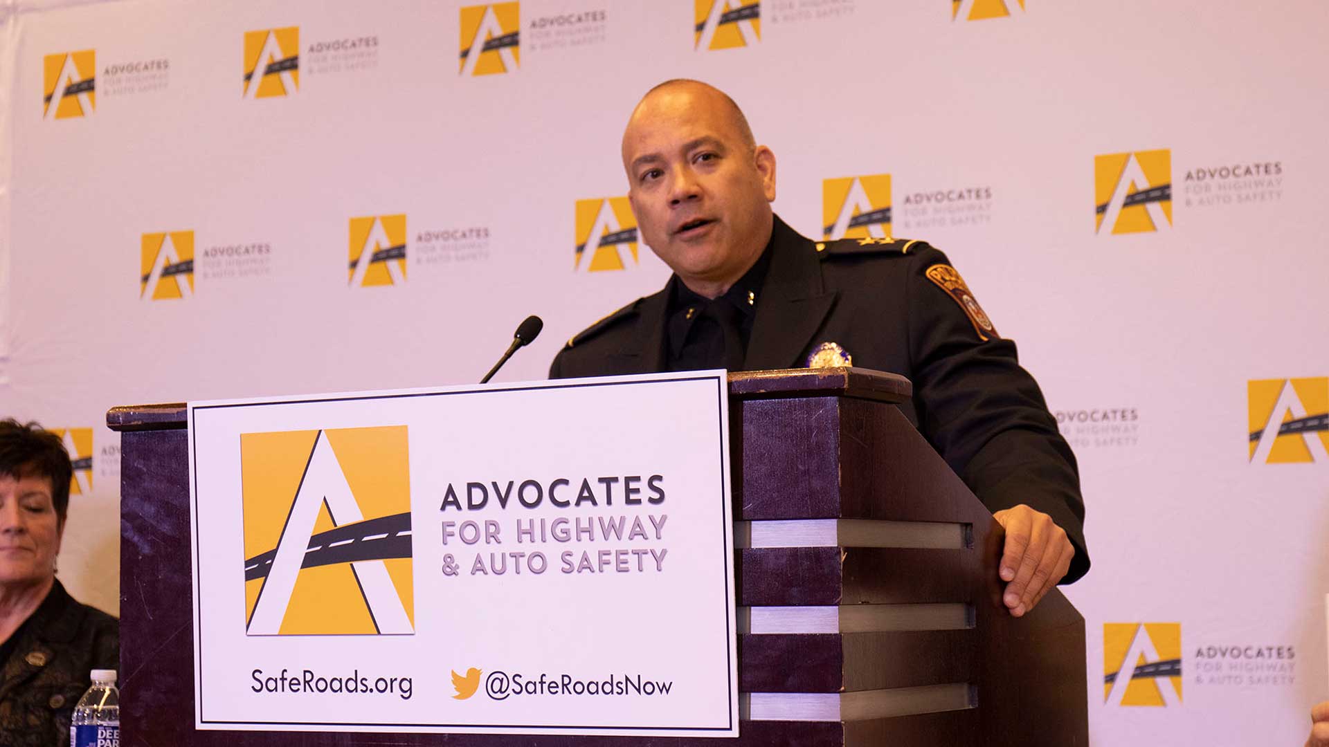 Oro Valley Police Cmdr. Chris Olson said Arizona’s recently enacted law banning texting behind the wheel is “a good start” toward safer driving in the state, as distracted driving is a problem that police see all too often.