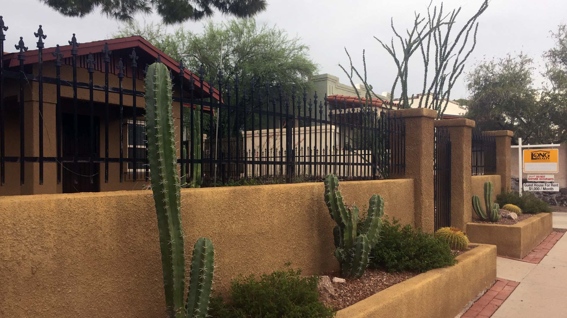 Realtors see fewer snowbirds flocking to Tucson this season.