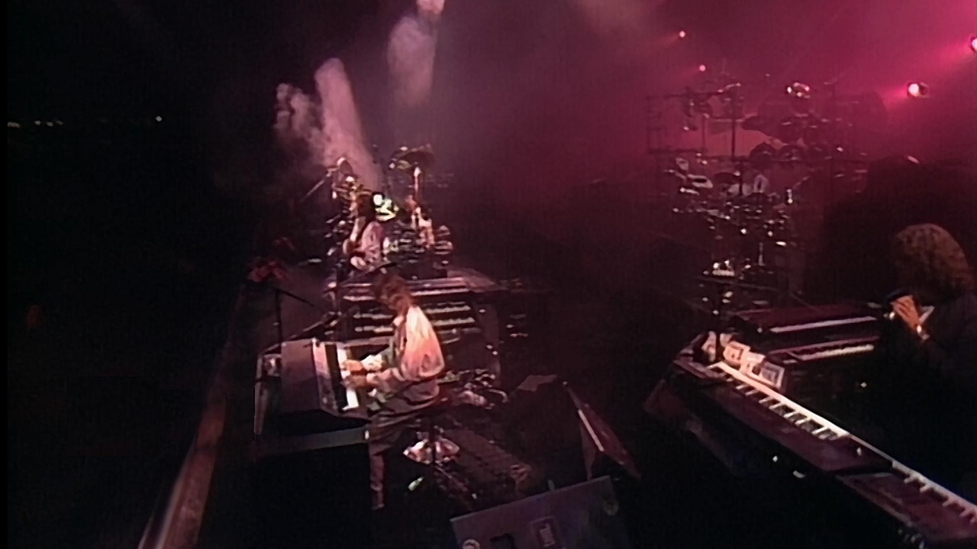 On July 15,1989, Pink Floyd performed for more than 200,000 people in Venice at a concert that was described by press as a “Night of Wonders.”