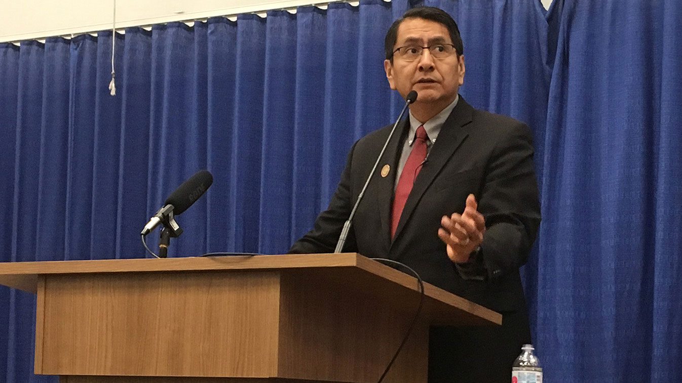 Navajo Nation President Jonathan Nez speaks to law students in Tucson, Tuesday, Dec. 3, 2019.