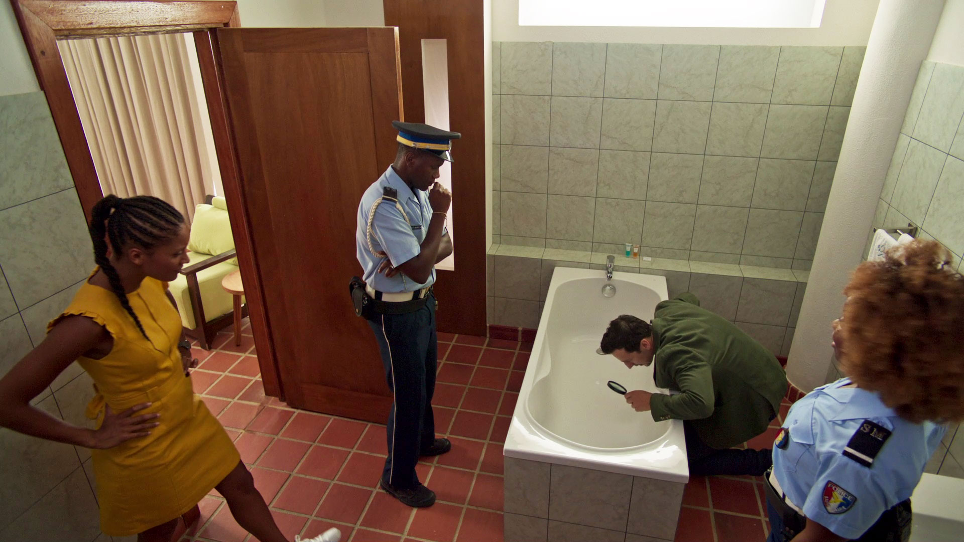 Death in Paradise Season 9: Switcharoo