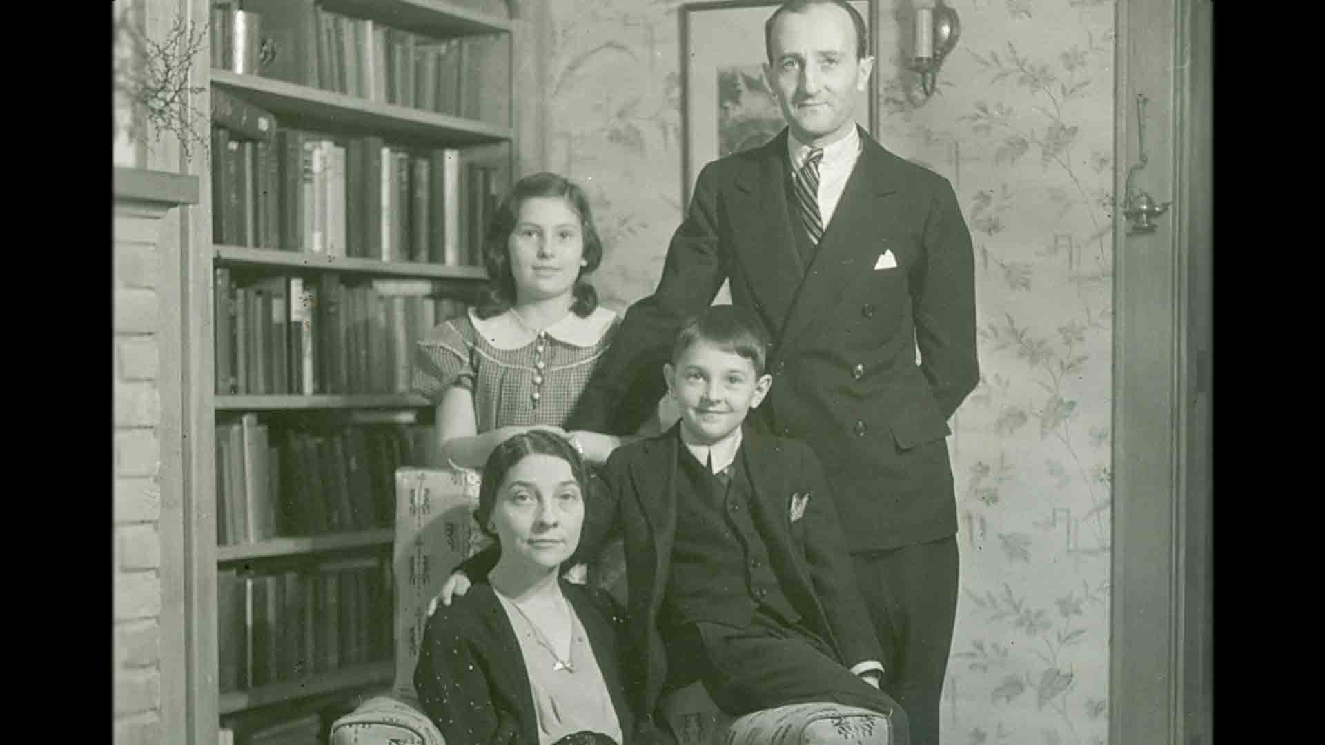 Friedman Family Portrait. Washington, D.C. Circa 1930s.