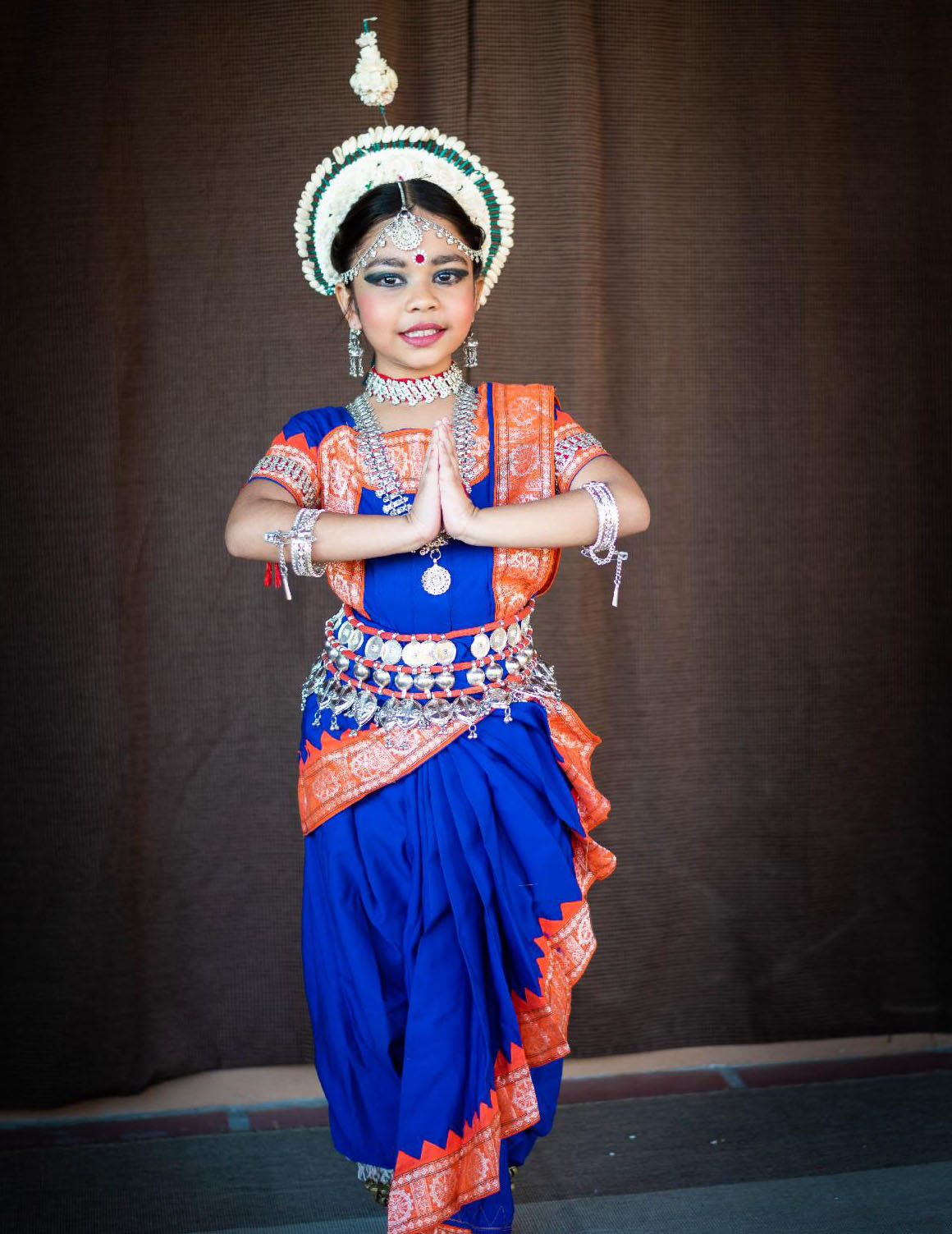 diwali girl dancer