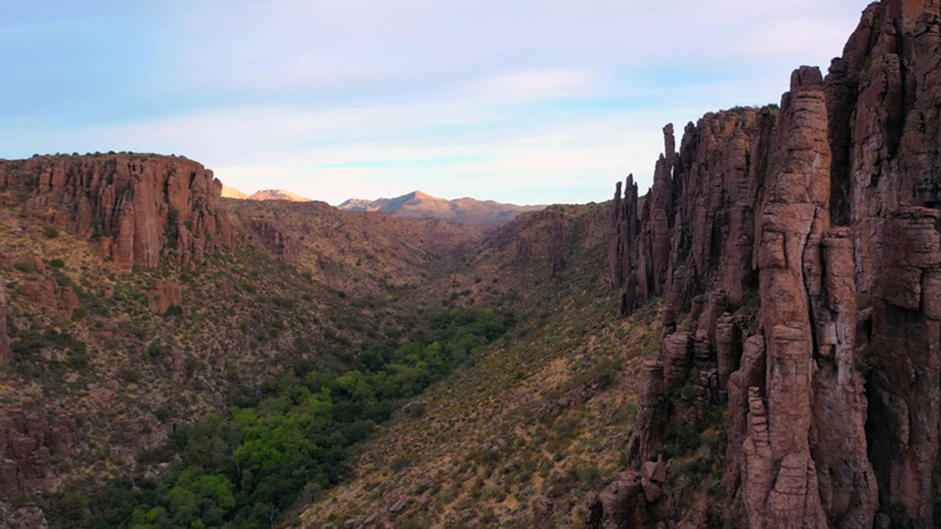 Ga'an Canyon is a place where beings who have been compared to angels live according to the Apache religion. It is near Oak Flat.