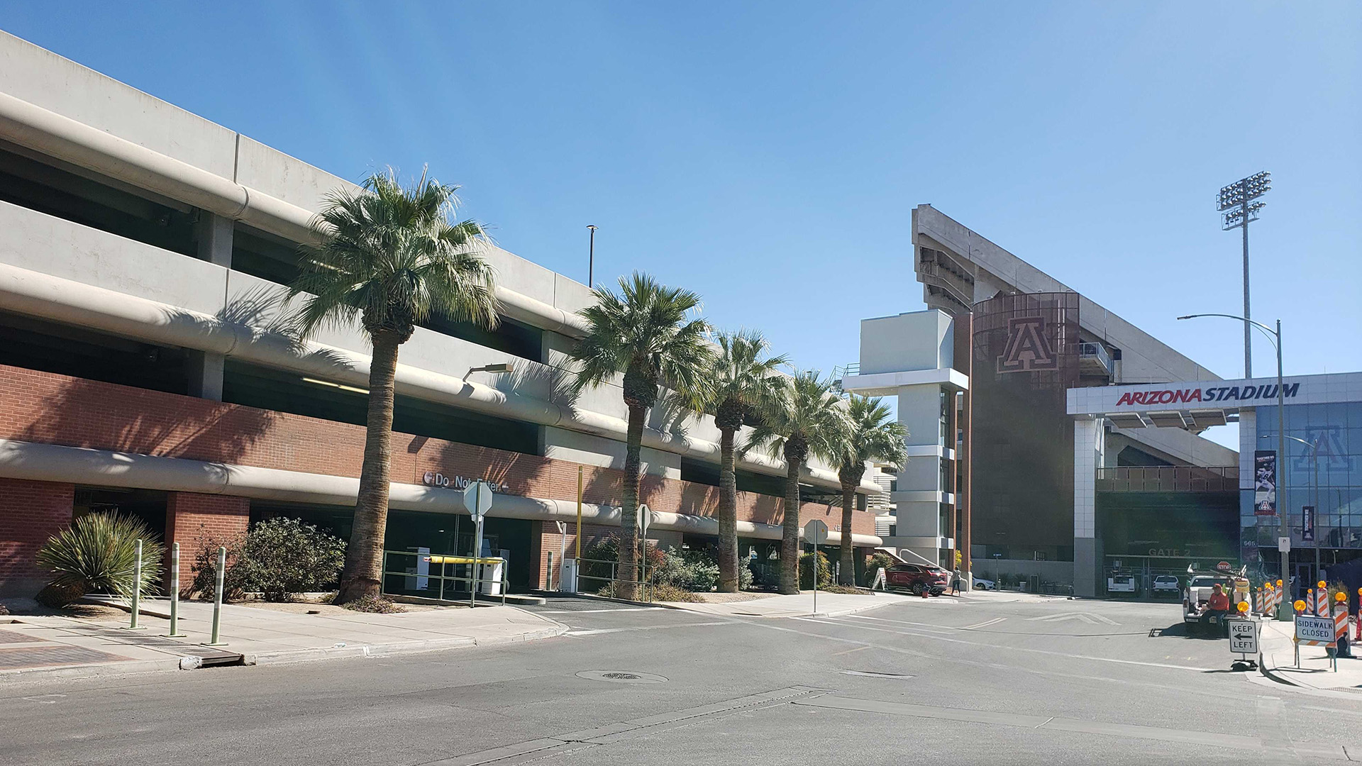 The Cherry Avenue Garage is beside the University of Arizona McKale Memorial Center. 