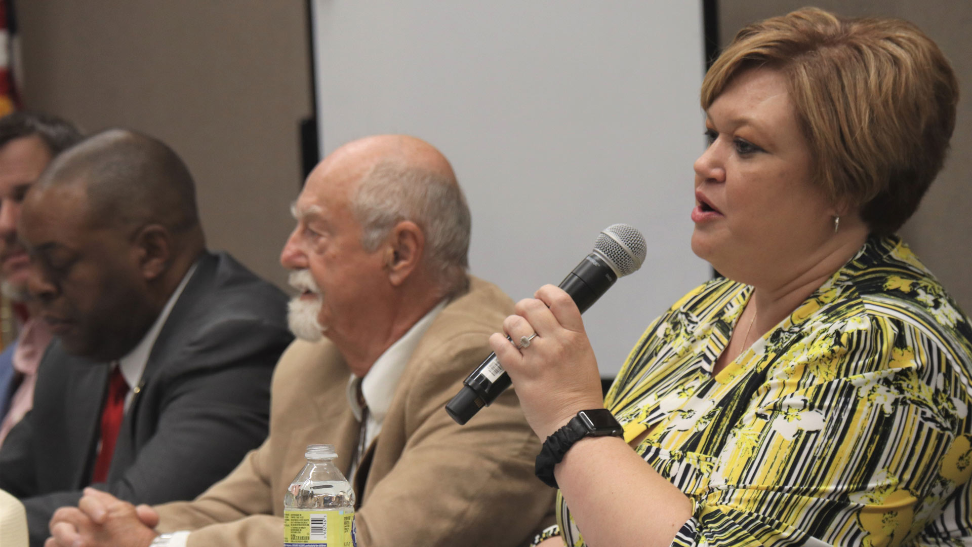 The candidates for Mayor of Sierra Vista participate in a debate. October 2022