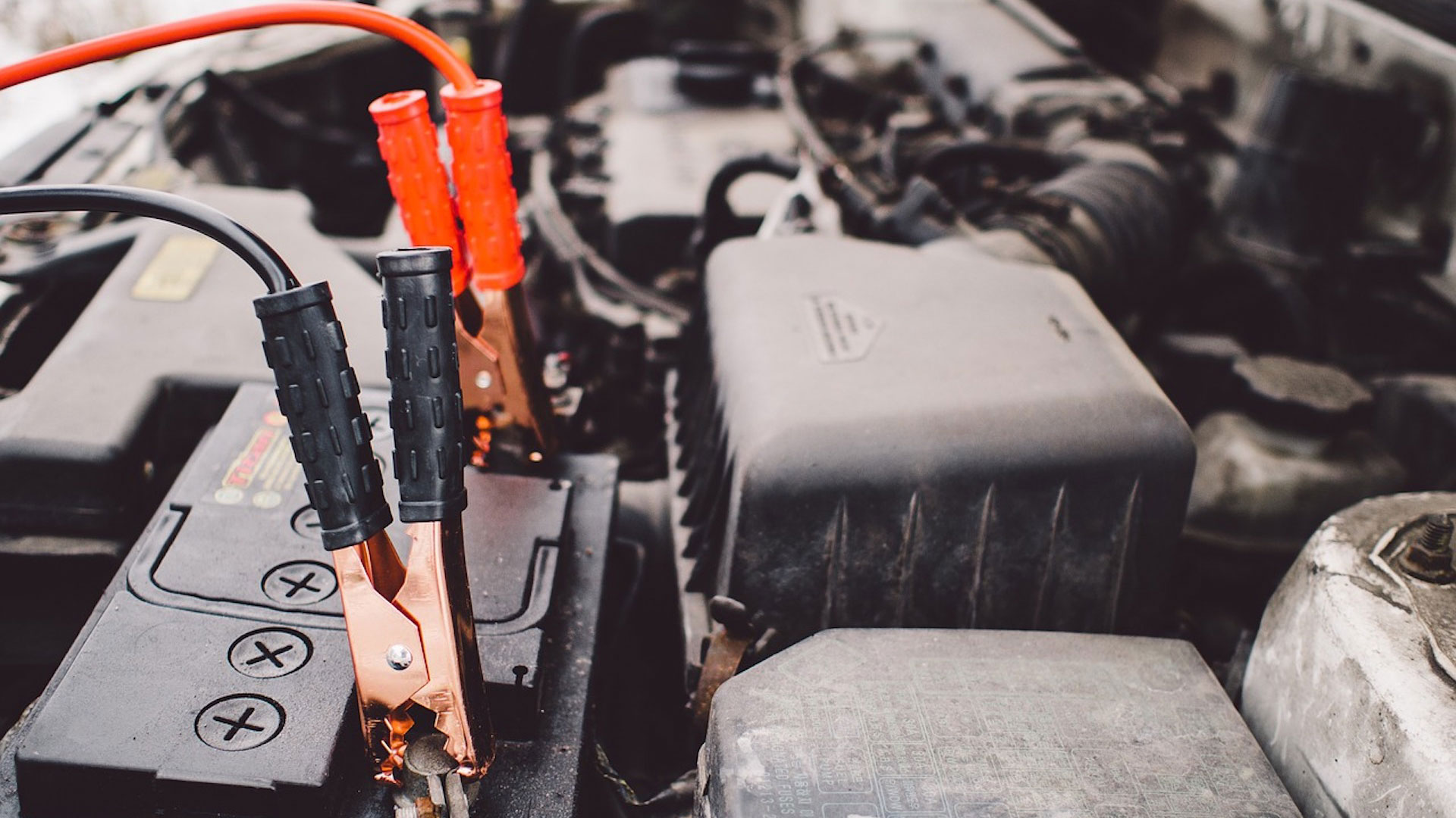 Experts say car batteries last for only three years in desert heat.