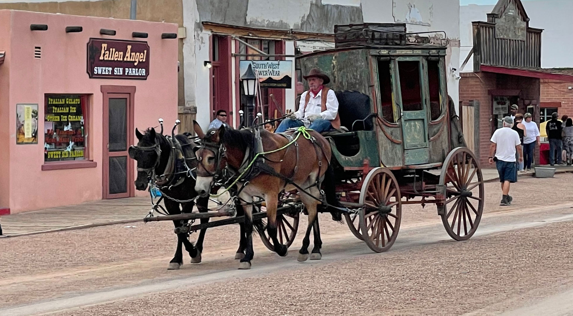 Tombstone Carriage grey