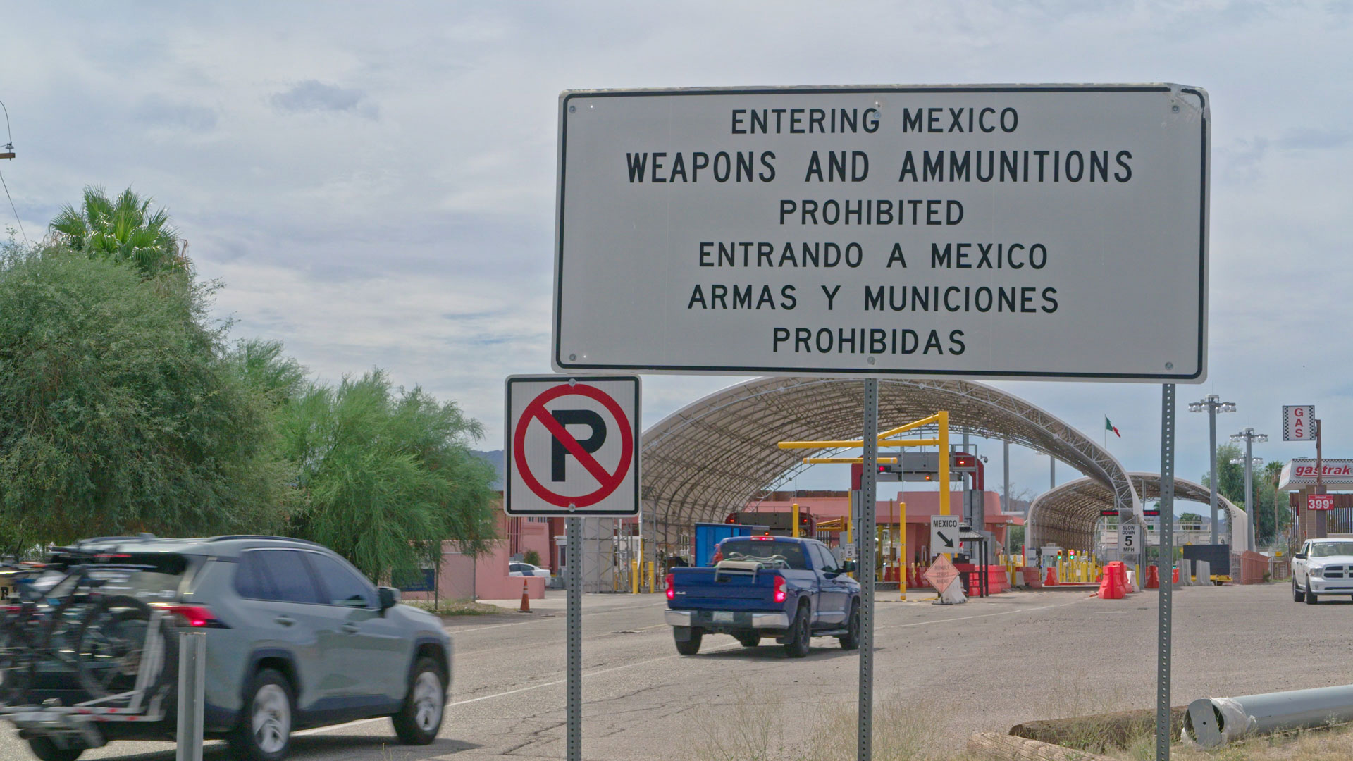 Don't Bring Guns to Mexico