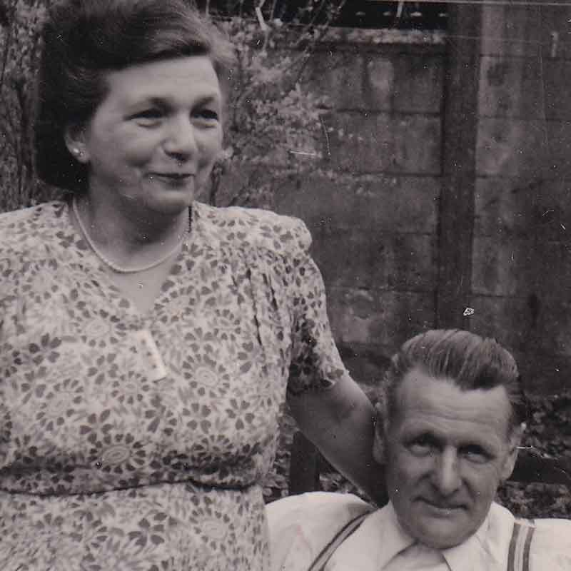 Lis and Jaap Ruiter after the war. Paula visited them frequently before she moved to the United States.