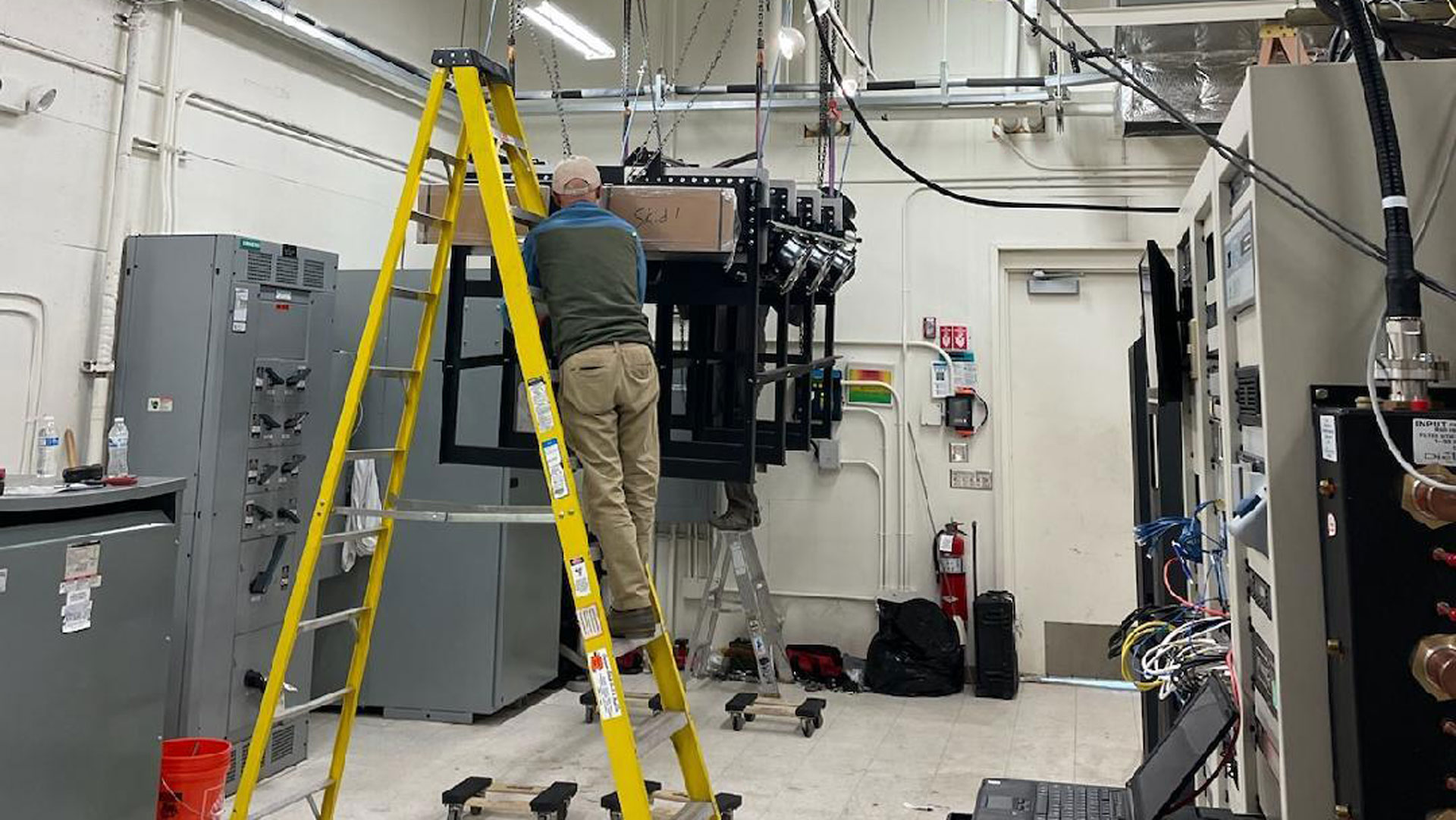 AZPM engineers and IT staff spend weeks at the site on Mt. Bigelow installing the main transmitter and replacing the decades-old equipment that was damaged by snowstorms in 2021.