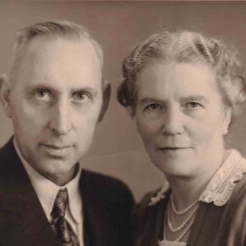 Jeanette Gnirrep (pictured here with her husband, Carl) risked her life to save Bertie during the Holocaust. Bertie called her “Oma Schattepoes,” which means “Grandma Sweetheart.”