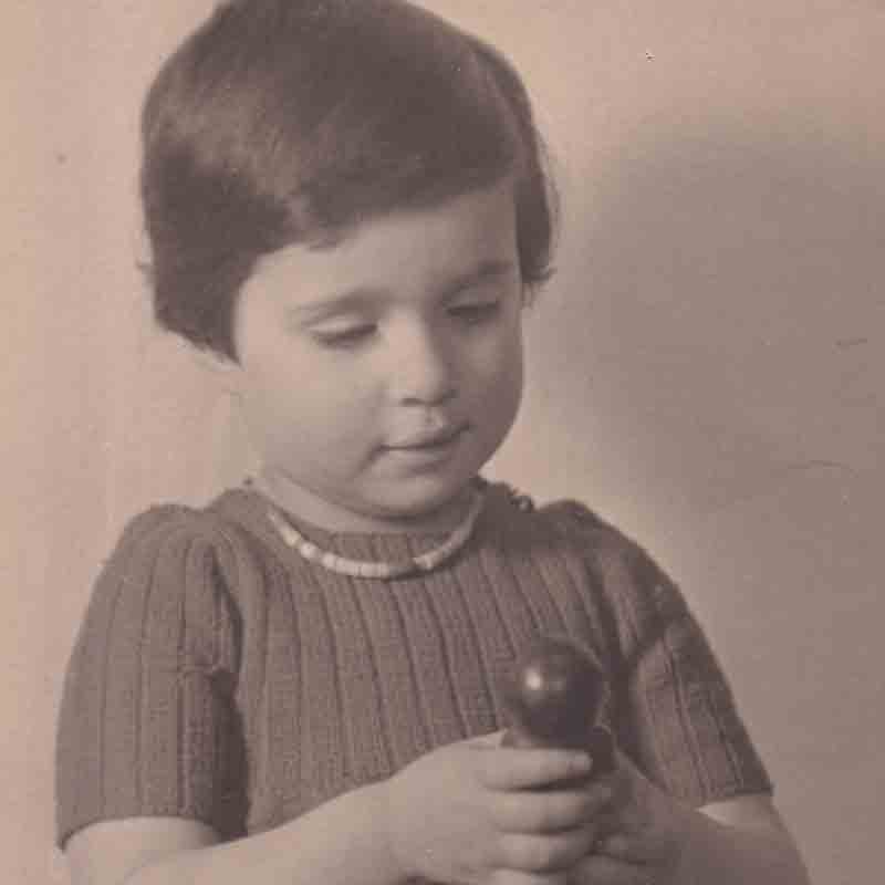 Mushka, age 2, in Paris. During this time, in 1936, her parents were helping Jews and socialists leave Nazi Germany.
