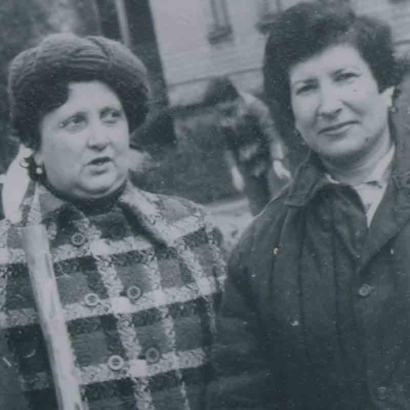 Yulia (right) in 1980 with coworkers from the chemical lab where she spent her career. Because of anti-Semitic discrimination, she wasn’t able to find work as a doctor. She worked as a researcher in the field of nutrition.