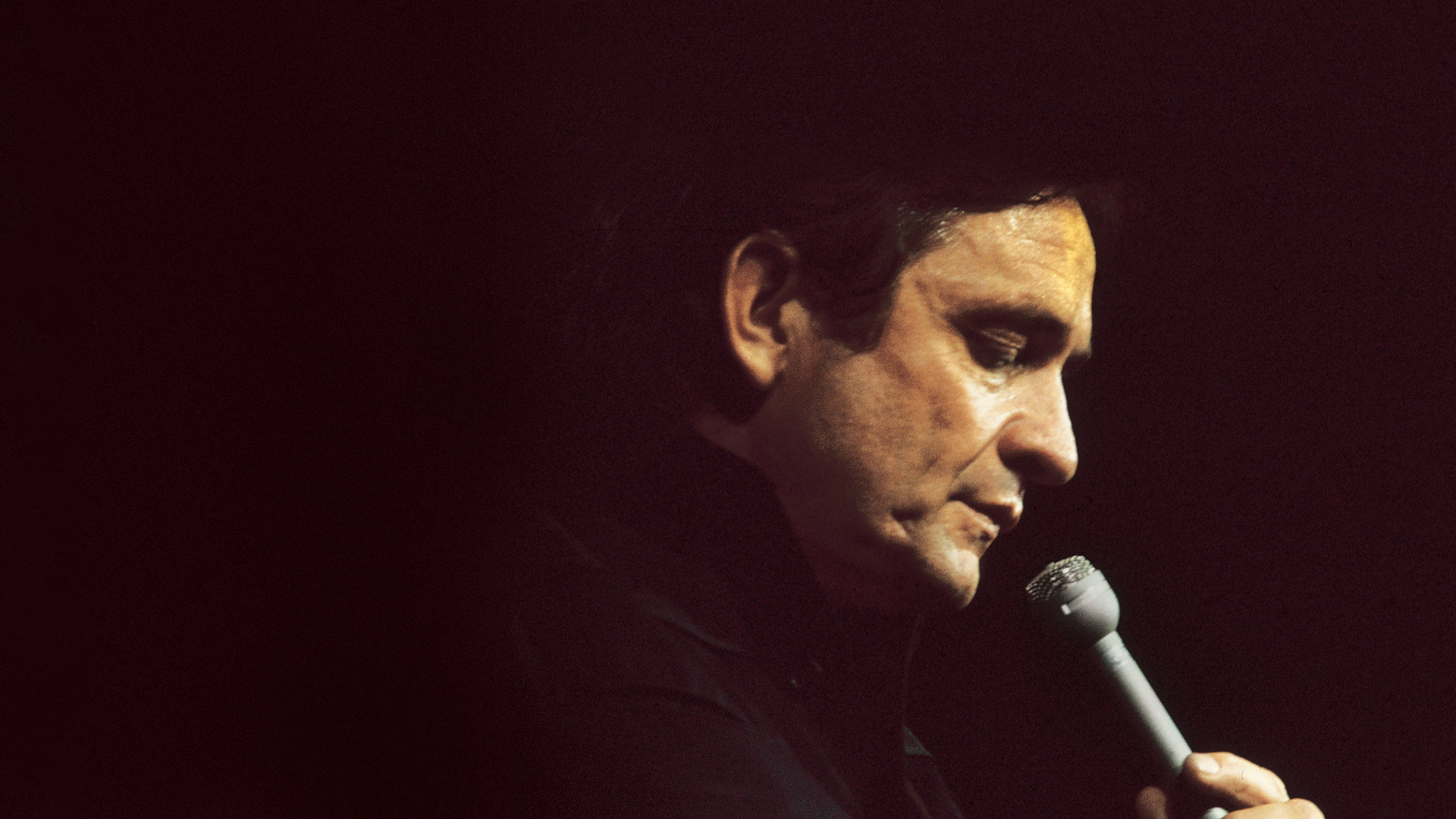 Johnny Cash performing in Denmark in 1971.