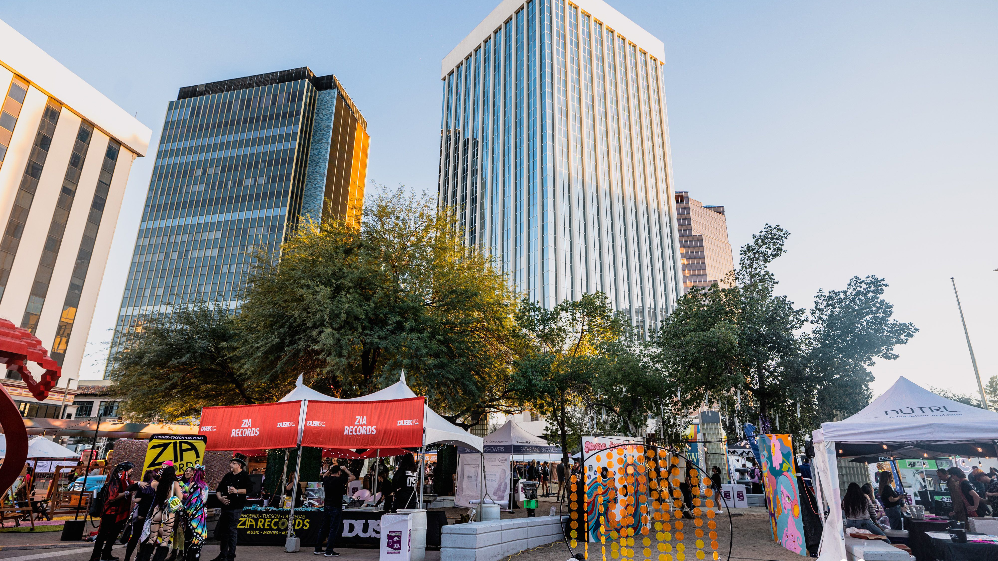 dusk music festival downtown hero