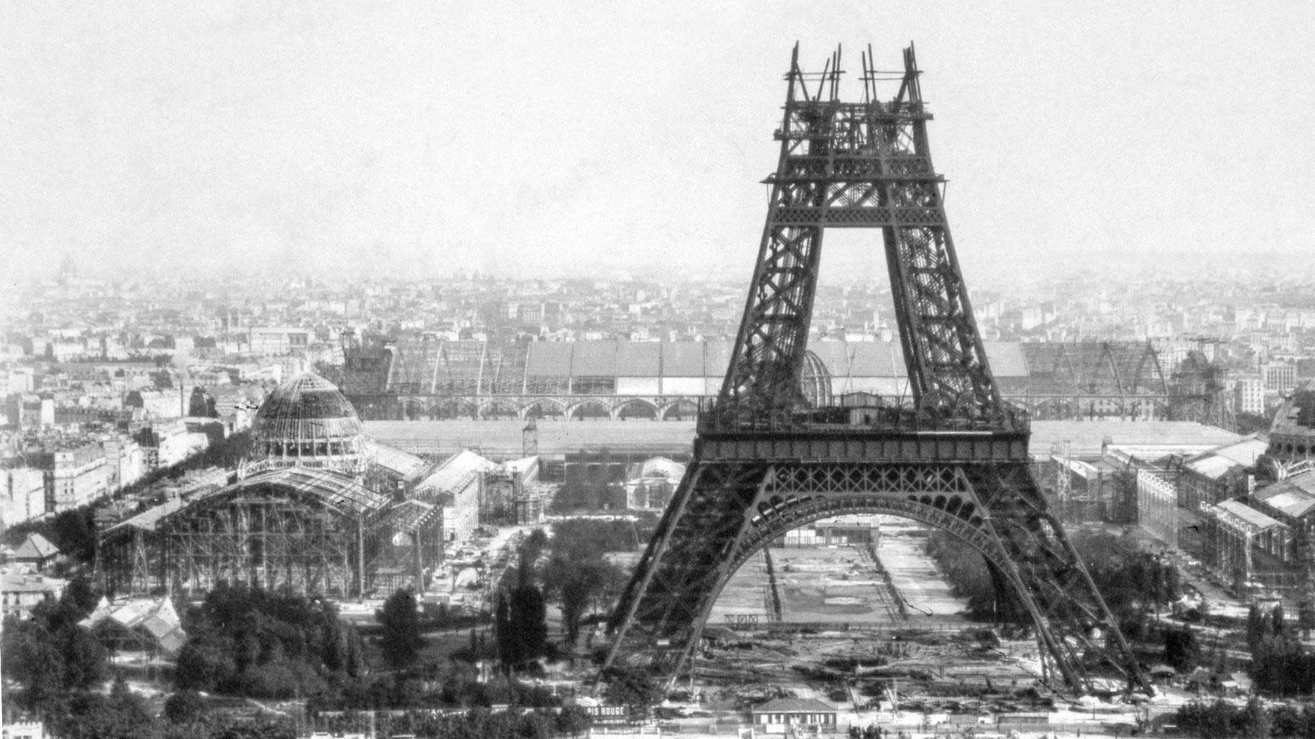Explore the engineering behind Paris’s iconic landmark, the tallest structure of its time.