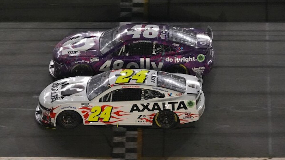 Tucsonan Alex Bowman (top, #48) is narrowly edged at the finish line by Daytona 500 winner William Byron. 