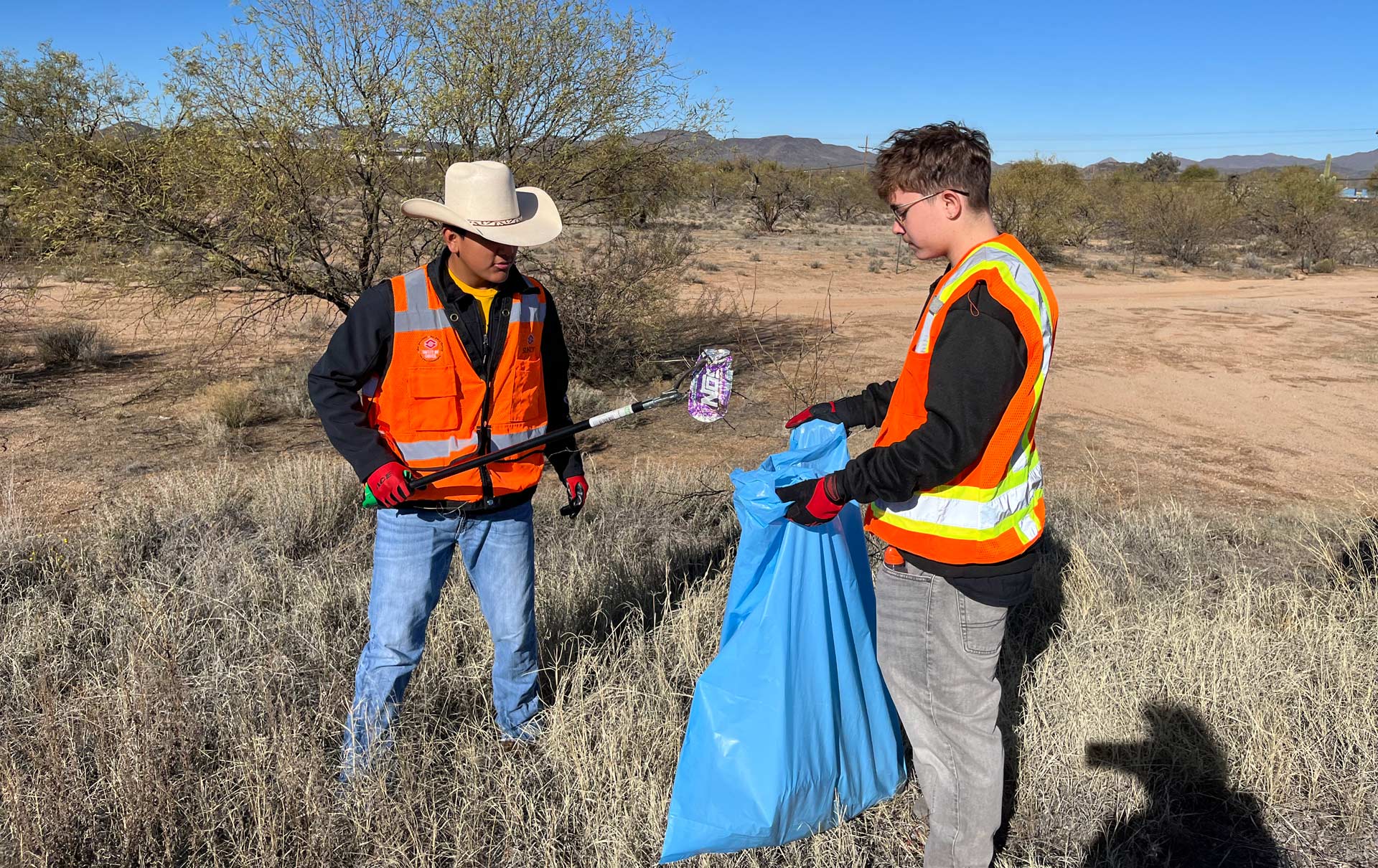 Border road cleanup 5